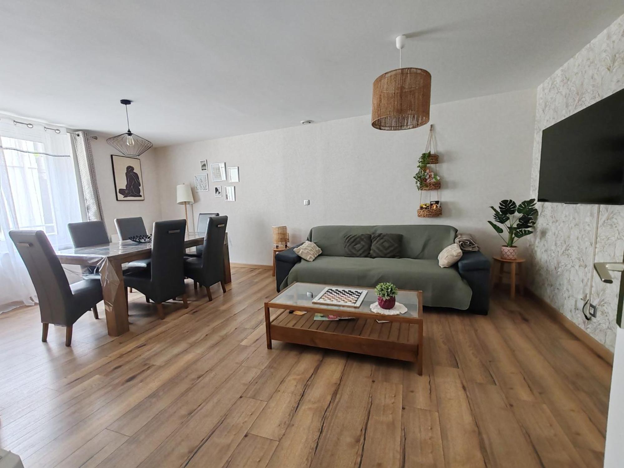 Maisondeville_Le_Cent_Un Angoulême Exteriör bild